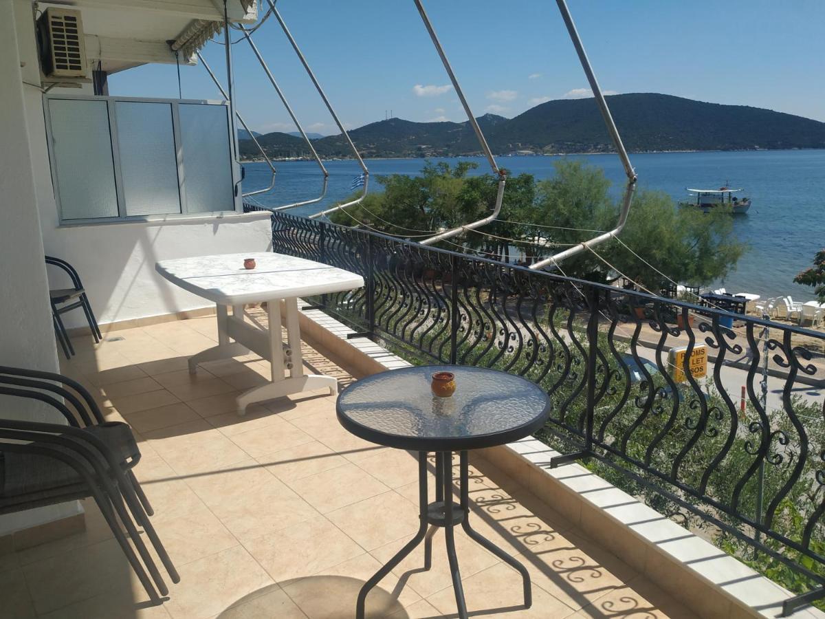 Villa Tasos Неа-Перамос Экстерьер фото